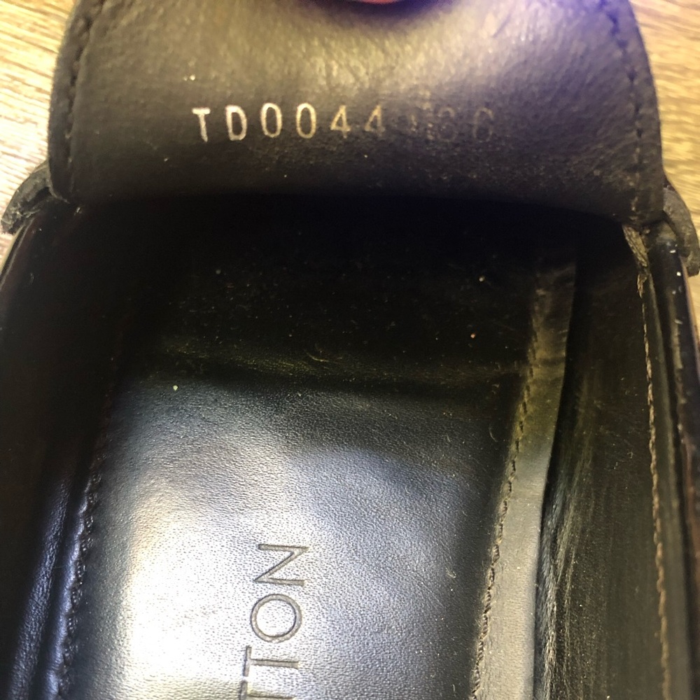 100% Authentic Louis Vuitton Black Vernis Moccasin Loafers (used) - Picture 7 of 7